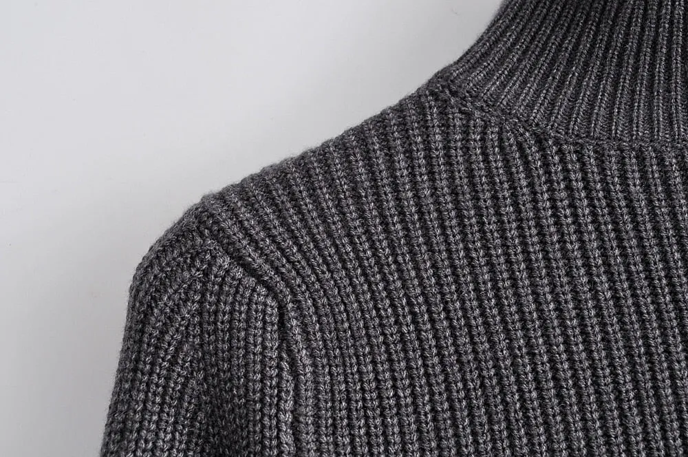HIGH NECK SWEATER