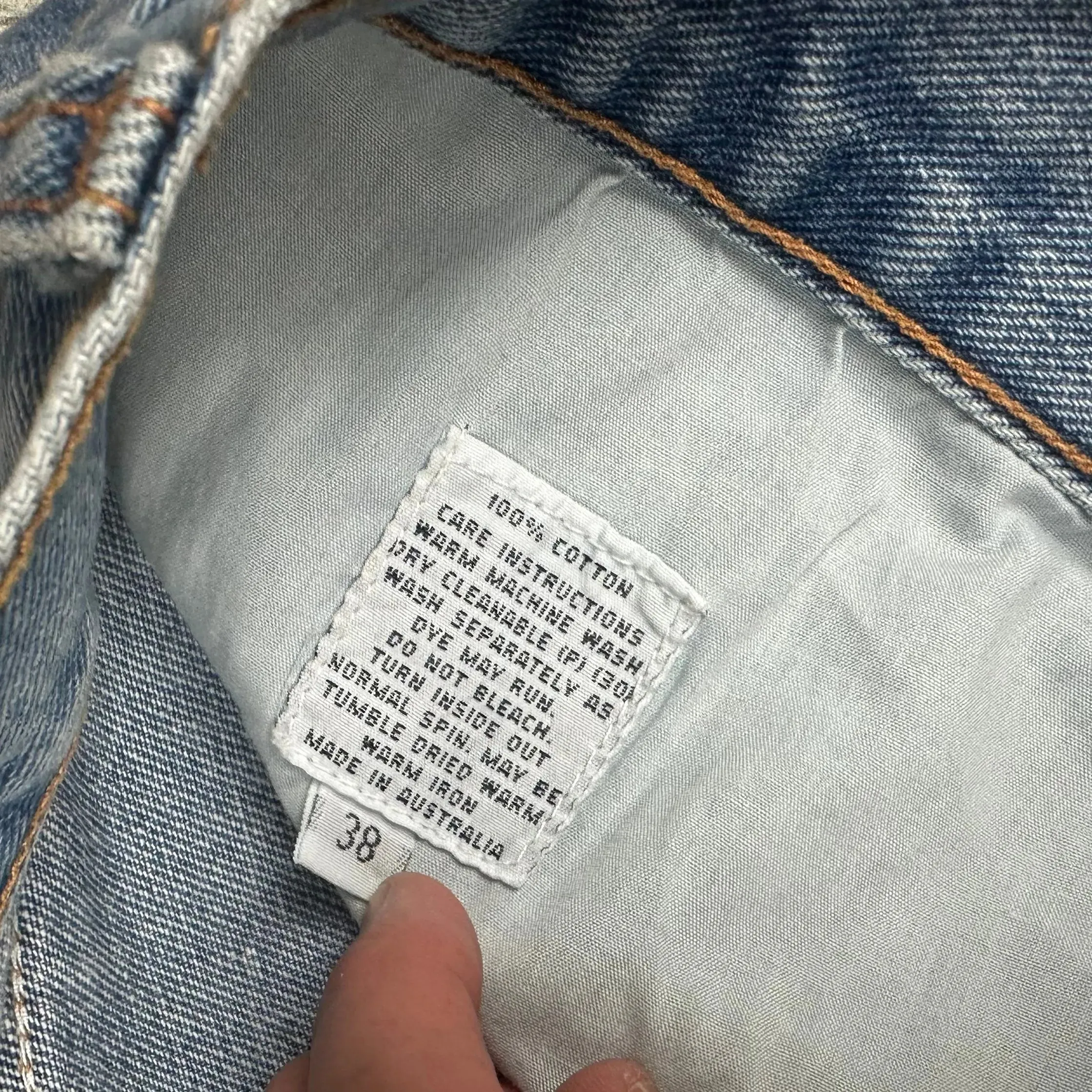 Hugo Boss Vintage 90's Men's Jeans Made in Australia - Size 38